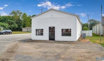 1214 N Jefferson St, Athens, AL 35611