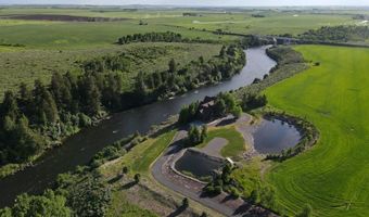 3944 Schaefer Ln, Ashton, ID 83420