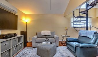 41 Chatham Ln, Bristol, CT 06010