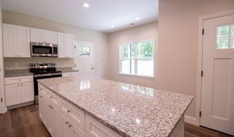 1407 Mountain View Rd, Benton, TN 37307