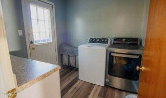 105 Park St, Batesville, MS 38606