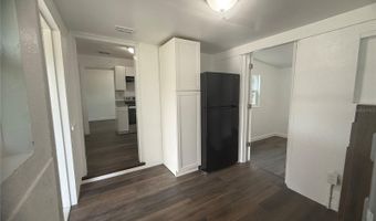 309 1ST St, Auburndale, FL 33823