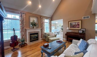 280 Arlington Dr, Batesville, IN 47006