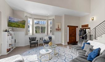 682 Latigo Ln, Bigfork, MT 59911