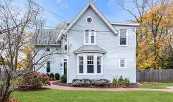 18 Middletown Ave, Atlantic Highlands, NJ 07716