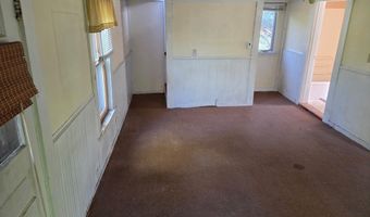 19 Carmen St, Attleboro, MA 02703