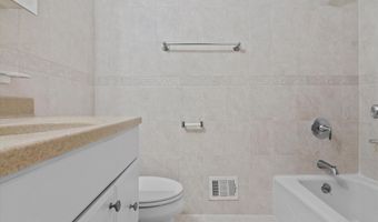 4533 CASABLANCA Ct, Annandale, VA 22003