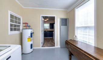 411 N Main St, Bishopville, SC 29010