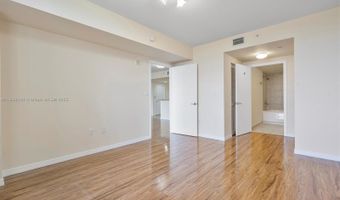 19501 W Country Club Dr 912, Aventura, FL 33180