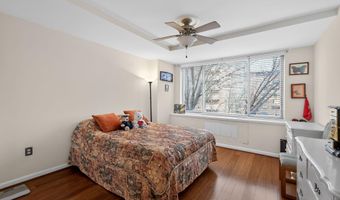 1121 ARLINGTON Blvd N 706, Arlington, VA 22209