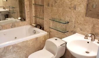 1530 KEY Blvd 1319, Arlington, VA 22209