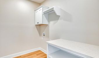 300 W Pepper Tree Rd, Andover, KS 67002