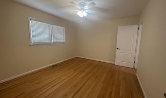 384 E Wimberly St, Angier, NC 27501