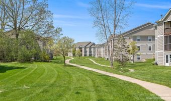 1328 Heatherwood Ln, Ann Arbor, MI 48108