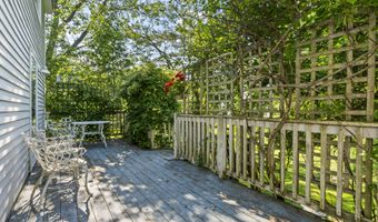 81 Richardson St, Bath, ME 04530