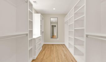 10700 ALLOWAY Dr, Potomac, MD 20854