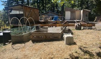 17301 Canyon Dr, Brookings, OR 97415