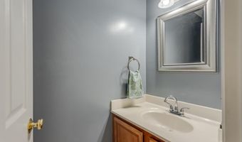 11 COTTONWOOD Dr, Barboursville, VA 22923