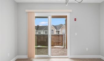 200 Roger Williams Ave 417, East Providence, RI 02916