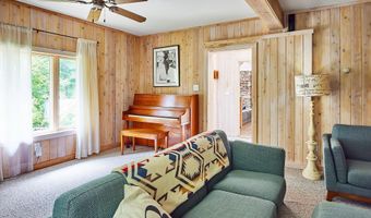 382 Catskill Dr, Andes, NY 13731