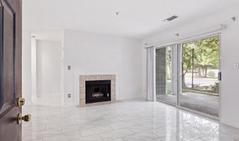 20313 BEECHWOOD Ter 101, Ashburn, VA 20147