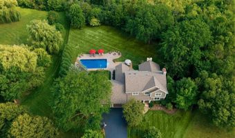 23855 W Sarah Ct, Antioch, IL 60002