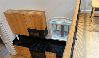 8904 GRANT St, Bethesda, MD 20817