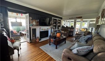 1214 Chestnut Dr, Ashtabula, OH 44004