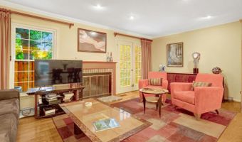 2540 S WALTER REED Dr #4, Arlington, VA 22206