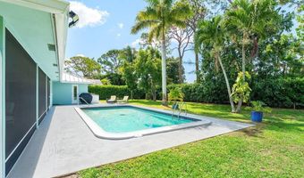 474 S Country Club Dr, Atlantis, FL 33462