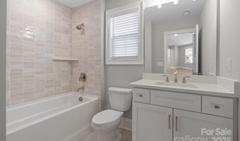 6910 Providence Ln W, Charlotte, NC 28226