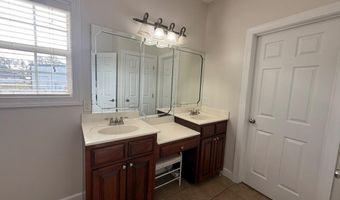 93 Oak Forrest Dr, Adel, GA 31620