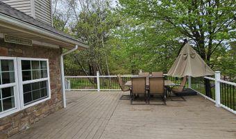145 Penn Forest Trl, Albrightsville, PA 18210