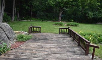 16 High St, Brandon, VT 05733