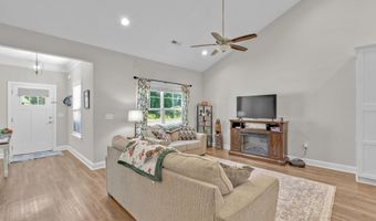 135 Stevenson Dr, Belton, SC 29627