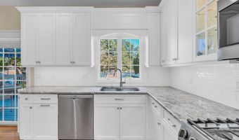 22 Woodland Ave, Manasquan, NJ 08736