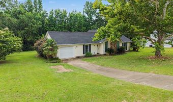 158 Woodstone Cir, Albany, GA 31701