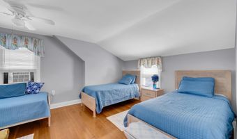 110 Trenton Ave, Point Pleasant Beach, NJ 08742