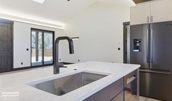 2301 Songbird Ct, Cody, WY 82414