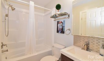 302 Watson Rd, Arden, NC 28704