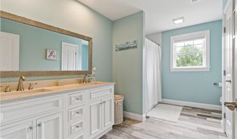 54 Michael Dr, Bristol, RI 02809