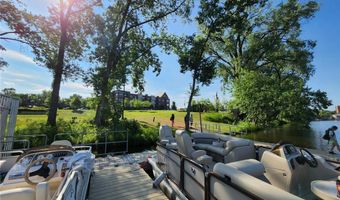 4212 Parkview Ln, Anoka, MN 55303