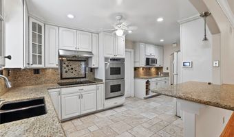 428 S Camellia St, Anaheim, CA 92804