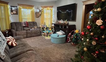 301 A Ave E, Albia, IA 52531