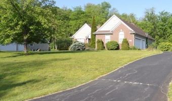 4324 McKenna Dr, Adrian, MI 49221