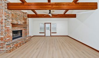 107 Ashley St, Alvord, TX 76225