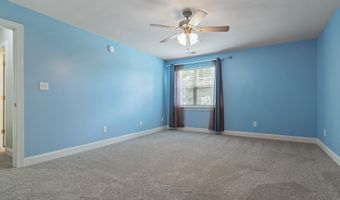 108 SADDLE LAKE Dr, Alabaster, AL 35007