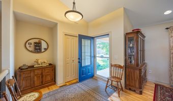 417 33rd St SW, Altoona, IA 50009