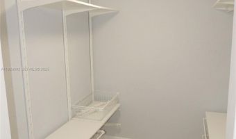 1152 99th St 27, Bay Harbor Islands, FL 33154