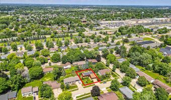 1334 W CLOVERDALE Dr, Appleton, WI 54914